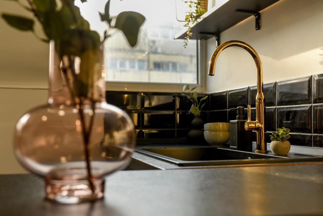 Calea Victoriei Modern Studio - Escape In The City Center Bukares Bagian luar foto