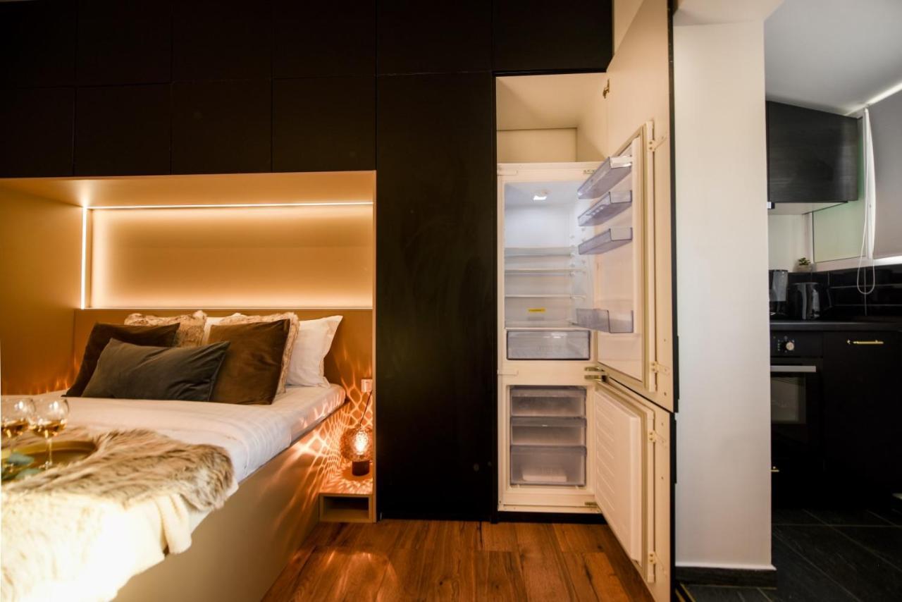 Calea Victoriei Modern Studio - Escape In The City Center Bukares Bagian luar foto