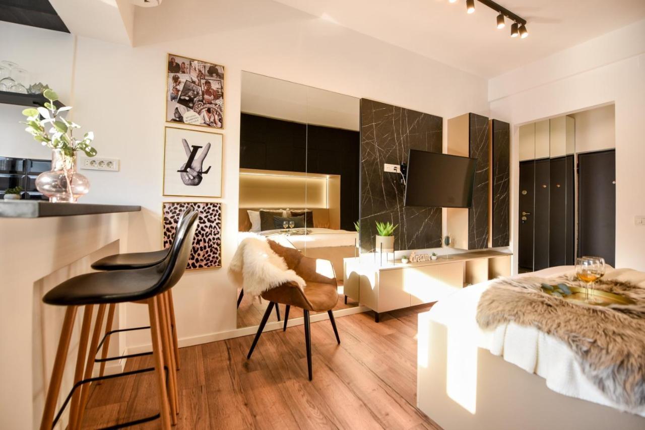 Calea Victoriei Modern Studio - Escape In The City Center Bukares Bagian luar foto